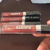 ราคา 4u2 kiss me harder เบอร์ 28 ของแท้พร้อมส่งค่า!! (290538888)