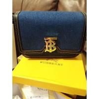 ราคา กระเป๋าสพายข้าง Burberry(มือสองของแม่ค้าเอง) (10352688625)