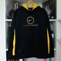ราคา เสื้อฮู๊ด Nike Therma-Fit: Live Strong (Hoodie) มือสองของแท้ ใหม่มาก (27605010155)