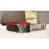 ราคา Brand New เข็มขัด LV ผู้หญิง LV INITIALES 30MM REVERSIBLE ของแท้ shop ไทย (7960122766)