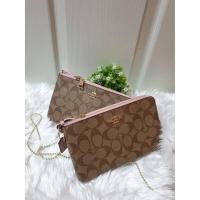 ราคา กระเป๋าคล้องมือ COACH Double Corner Zip Wristlet In Signature Canvas รุ่น F87591 (6542591819)