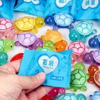 ราคา [5 #] 3.1เซนติเมตรการ์ตูนที่มีสีสันส่องสว่างเต่าน้อยของเล่นรุ่นตกแต่งตุ๊กตาเต่าทะเลมหาสมุทรส่องสว่างสัตว์ลึกลับกระเป๋าตุ๊กตา ซคิว (28657637796)