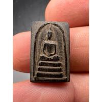 ราคา พระสมเด็จ เนื้อไม้พญางิ้วดำแกะ ไม่ทราบที่ ขนาด1.5*2 เซน บูชาไว้สำหรับล้างอาถรรพ์ มนต์ดำต่างๆดีนัก พิจารณาตามภาพ (27905853493)