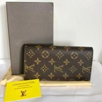 ราคา กระเป๋าตังค์หลุยส์ 2พับ (1432325331)