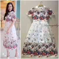 ราคา เดรสยาวปักลูกไม้ทั้งตัว มีสีชมพู งานป้าย CHANAPHAT มือ 1 ป้ายห้อย (9453469924)