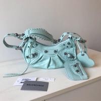 ราคา Used Balenciaga Le Cagole XS in Green Aqua (23447548811)