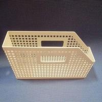 ราคา กล่องใส่เอกสารตั้งโต๊ะพลาสติก สีขาว ขนาด A4 มือสอง สภาพสวย (25269036843)