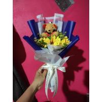 ราคา ช่อดอกไม้บัณฑิตน้อย ตุ๊กตาหมีกระดาษสีน้ำเงิน ขนาดตุ๊กตา 4_5 นิ้ว (24616086687)