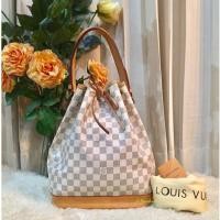ราคา Louis Vuitton Damier Azur Petite Noe Shoulder Bag GM แท้ % (5770760749)