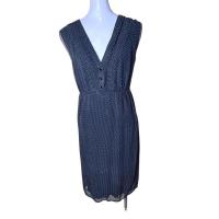 ราคา ❤️KOOKAI เดรสคอวี แขนกุด (27708279528)