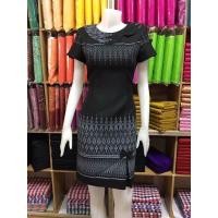 ราคา ชุดแซกผ้าไหมแพรทิพย์+ลายมัดหมี่ (สีดำ มีลาย) !! ดีไซน์สวย เก๋ ทันสมัย... (25690730880)