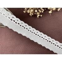 ราคา ลูกไม้ตกแต่ง ลูกไม้สีขาว ลูกไม้คอตตอน กว้าง 1.4 นิ้ว เมตรละ 20฿ (15615863675)