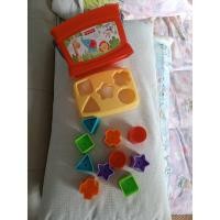 ราคา ของเล่นเสริมพัฒนาการ Fisher Price Blocks บล๊อกหยอดเสริมพัฒนาการเด็กเล็ก (22423159134)