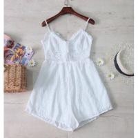 ราคา ส่งฟรี จั้มสูทสายเดี่ยวลูกไม้ฉลุลายน่ารักๆ ช่วงอกแต่งระบาย (2628589497)