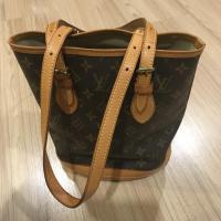 ราคา louis vuitton bucket แท้ มือสอง (898449228)