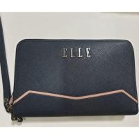 ราคา กระเป๋าตังค์ Elle ของแท้ มือสอง สภาพ 80% ไม่มีรอยขาด (4213701747)