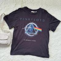 ราคา เสื้อยืด H&Mแท้พิมพ์ลาย pinkfloyd หน้าหลัง (27206517997)