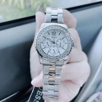 ราคา นาฬิกาข้อมือ Guess Women Crystal Multifunction Watch มี 2สี เรือนเงิน เรือนสีทอง (29026972005)