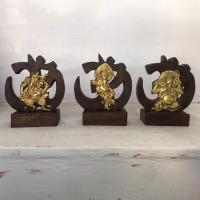 ราคา พระพิฆเนศ ไม้แกะสลักสัญลักษณ์โอม พระพิฆเนศเรซิ่น สีทอง ขนาดสูง12 cm. องค์พระพิฆเนศ งานไม้ตั้งโชว์ สำหรับบูชา ของที่ระลึก (12261359787)