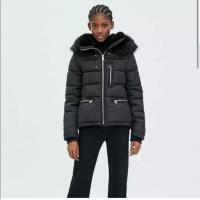 ราคา (Used) เสื้อขนเป็ด Zara Trf Collection Black Puffer Coat with Faux Fur Hood (แท้100%) (26903010196)