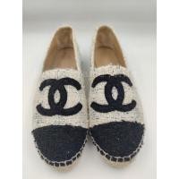 ราคา Like new Chanel Espadrilles Size38 (12412092696)