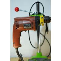 ราคา แท่นจับสว่าน แถม MAKTEC สว่านกระแทก รุ่น MT-811 (16825399943)