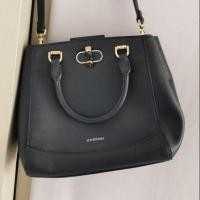 ราคา กระเป๋าสะพาย Lyn ของแท้ (2535285163)