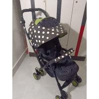 ราคา รถเข็นเด็ก aprica รุ่น laura quattro สภาพดี สีดำเขียวลายจุดขาว (26750365386)