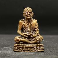 ราคา รูปหล่อลอยองค์ หลวงปู่หมุน ฐิตสีโล วัดบ้านจาน รุ่นครบอายุ 105 ปีของท่าน เนื้อทองเหลือง ขนาด 3 ซม. (24670029812)