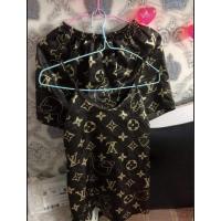 ราคา ชุดนอนผ้าซาตินมือสอง (6091747273)