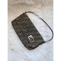 ราคา Fendi shoulder bag แท้100% (8863748226)