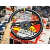 ราคา พวงมาลัย momo mod03 แท้ มือสอง italy ขนาด 350mm. หนัง ก้านคู่ momo mod03 steering wheel two spoke (26458997307)