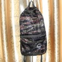 ราคา Herschel​ Packable​ Daypack​Woodland Camo​ มือสอง​ แท้​​ (1580641985)