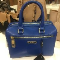 ราคา กระเป๋าถือ พร้อมสายสะพาย F.O.F (665484290)