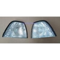 ราคา เสื้อไฟมุม BMW E36 (สีขาว ซ้าย+ขวา) *2ชิ้น / DEPO (2079395150)