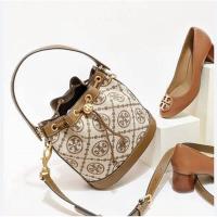ราคา Tory Burch T Monogram Bucket Bag สีHazelnut พร้อมส่ง (26966441695)