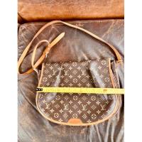 ราคา Louis Vuitton crossbody (24784338891)