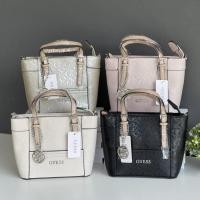 ราคา Guess กระเป๋าสะพาย กระเป๋าถือ กระเป๋าเกสแท้ (11911768862)