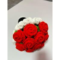 ราคา ช่อดอกกุหลาบไหมพรม สีแดง มีกุหลาบ10ดอก ถักจากไหมอุด้ง (29975852681)