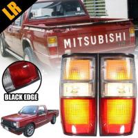 ราคา ไฟท้าย รุ่น มิตซูบิชิ ไซโคลน MITSUBISHI CYCLONE L200 ปี 1986 - 1997 สีขาวแดง ขอบดำ รวมชุดหลอดไฟ และสายไฟ (25901896432)