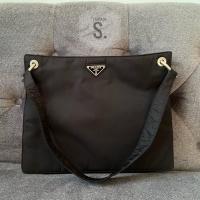 ราคา กระเป๋า PRADA มือสองของแท้ มีการ์ด (8003184242)
