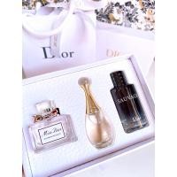 ราคา Dior Top 3 Parfume Set Mini (23122646923)
