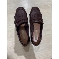 ราคา รองเท้าคัชชู CHARLES & KEITH สภาพ 95% ไซส์ 35 (7552017188)