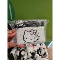 ราคา กระเป๋าใส่เหรียญ กระเป๋าสตางค์ กระเป๋าใส่เศษตัง คิตตี้ สีขาวดำ เงิน จุดๆ ชมพู ปักๆ มีสายนิดๆ ซานริโอ้ Kitty Sanrio แท้ (27881367158)