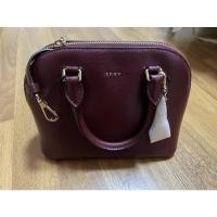 ราคา DKNY กระเป๋าสะพายข้าง พร้อมถุงผ้า (18306584538)