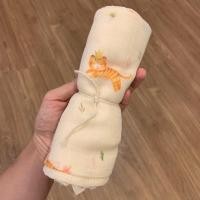 ราคา Sofflin ผ้าเช้ดหน้า 12"x12" (ของใหม่ งาน outlet) ใส่โค้ดลดเหลือ 35.- (18093676729)