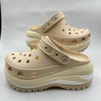 ราคา รองเท้าส้นสูง mega clog สำหรับผู้หญิง มีหลากหลาย สวยๆมากค่ะ สีมีsize36-40 (28985826115)
