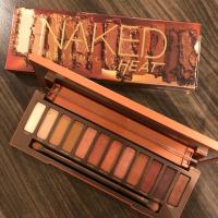 ราคา **ของแท้** Urban Decay Naked Heat (1093441821)