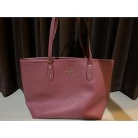 ราคา กระเป๋า coach tote16นิ้ว (14292107764)