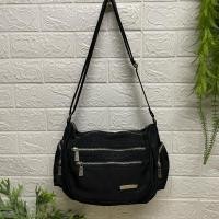 ราคา กระเป๋าสะพาย Cross Body Huskies กว้าง 14 สูง 8 ก้น 5 นิ้ว ราคา 390 บาท (24469896158)